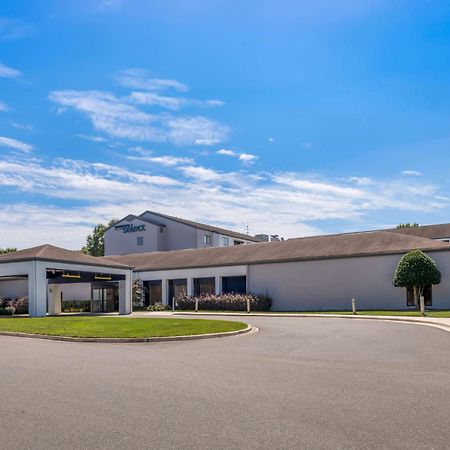夏洛特大学研究园万怡酒店 外观 照片